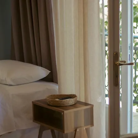 Amaya Pine Gæstehus 3*