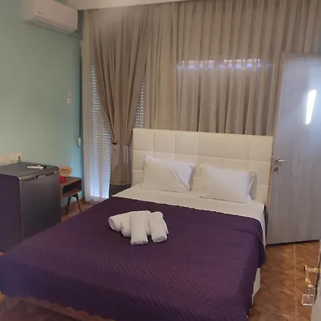 Amaya Pine Pensión 3*