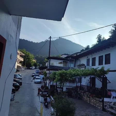 Pensión Amaya Pine Panagia (Thasos)