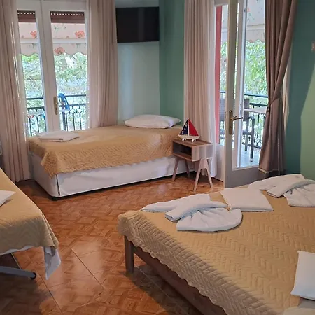 Amaya Pine Guest house *