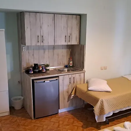 Amaya Pine Guest house *
